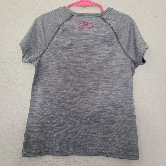 UA girls shirt - Picture 2 of 4